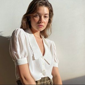 Aritzia Sunday Best Solitaire Blouse